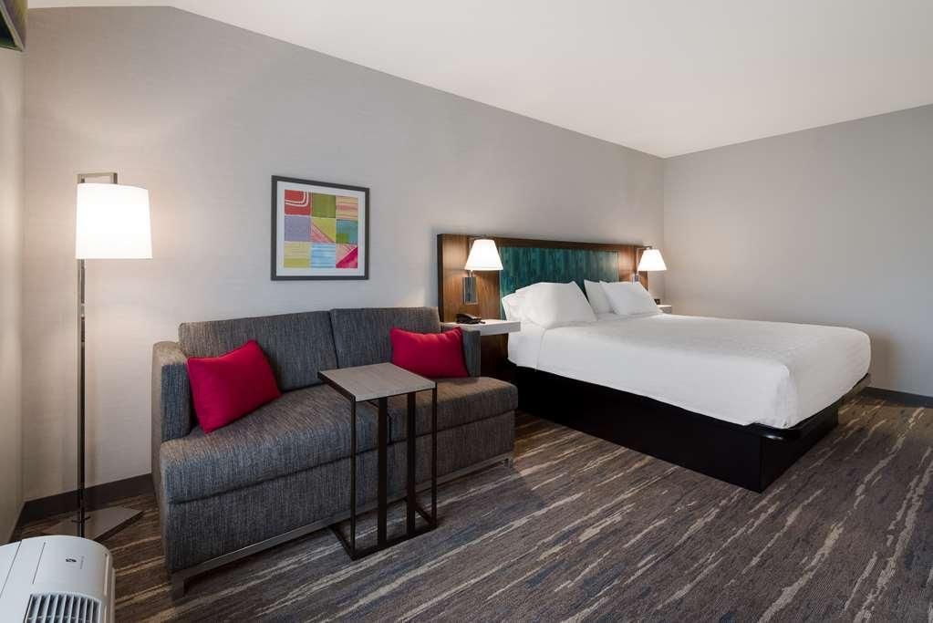 Hampton Inn Concord Room photo