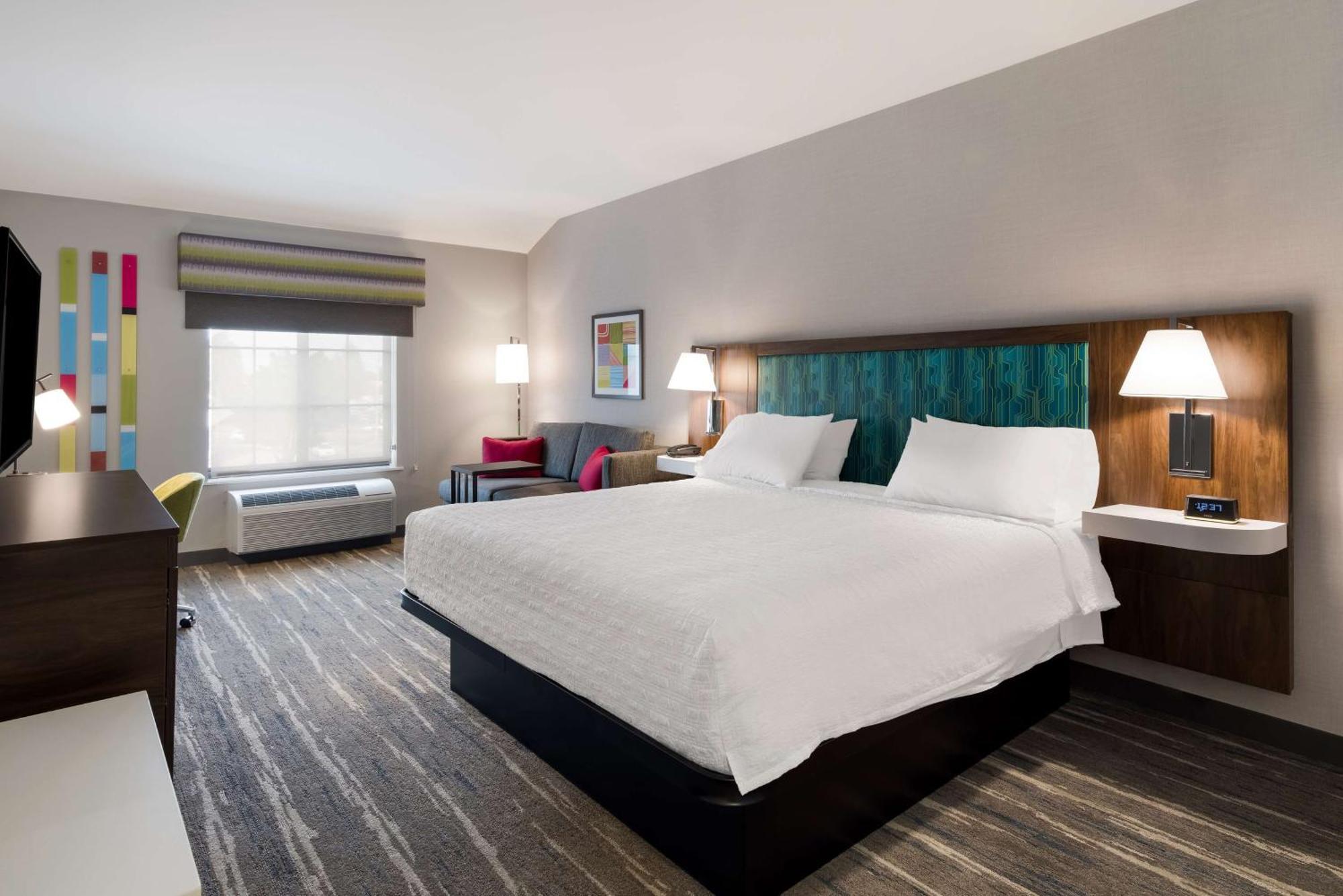 Hampton Inn Concord Exterior photo