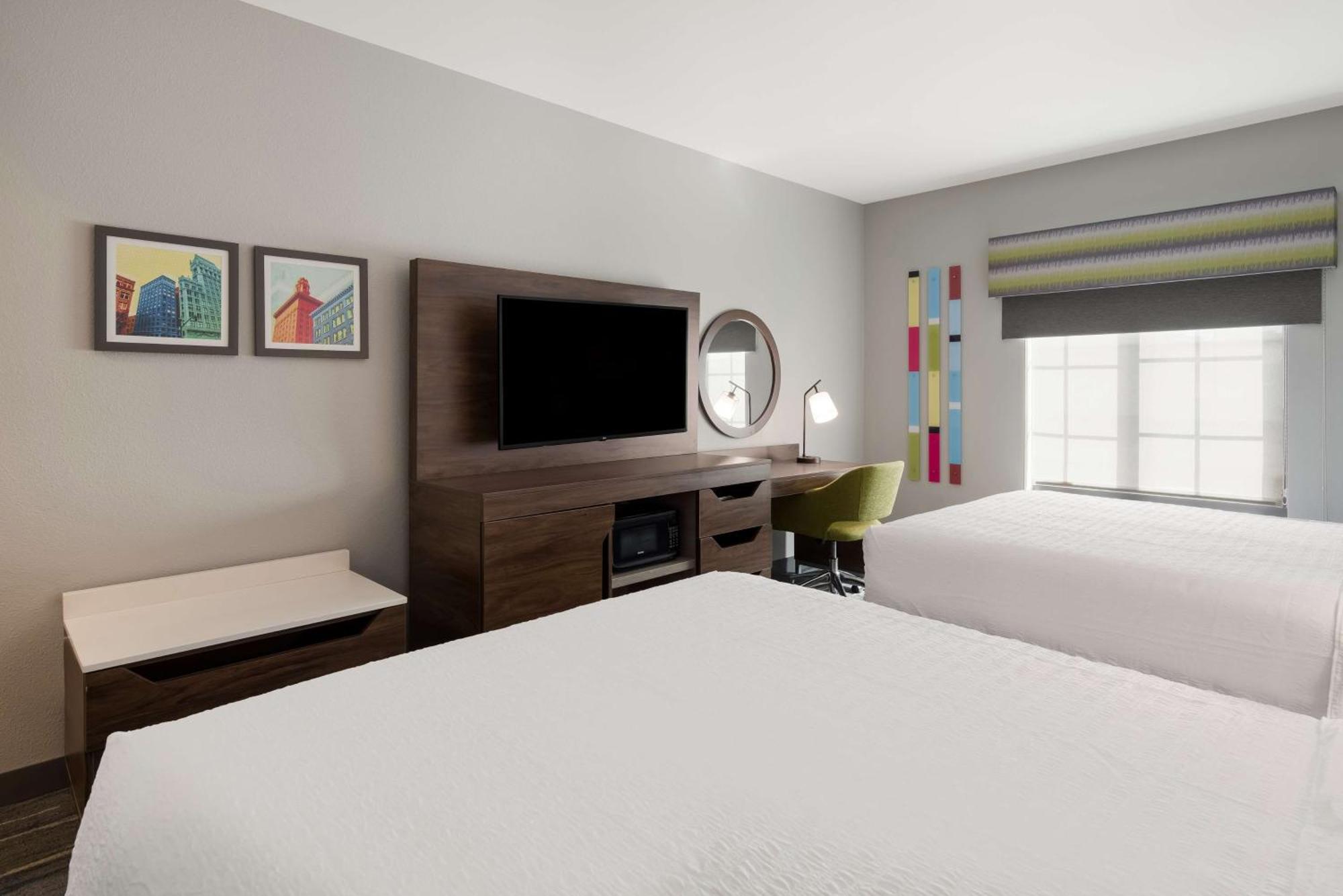 Hampton Inn Concord Exterior photo